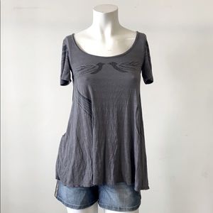 🌷8/25🌷Free People grey bird t-shirt- XS